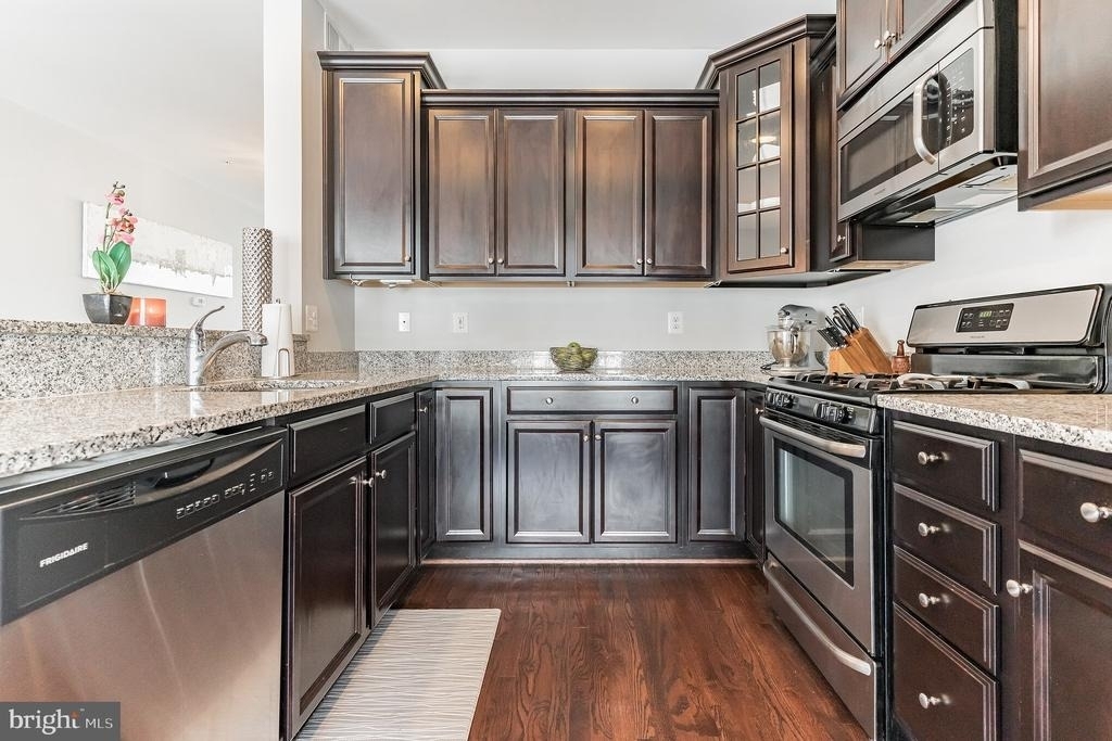 2531 Standifer Place - Photo 18