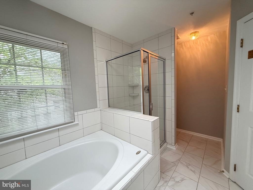8 Diamond Hill Court - Photo 9
