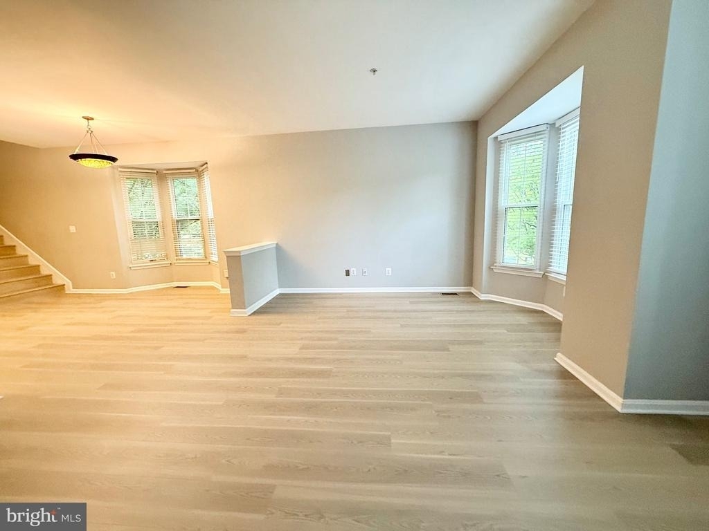 8 Diamond Hill Court - Photo 1