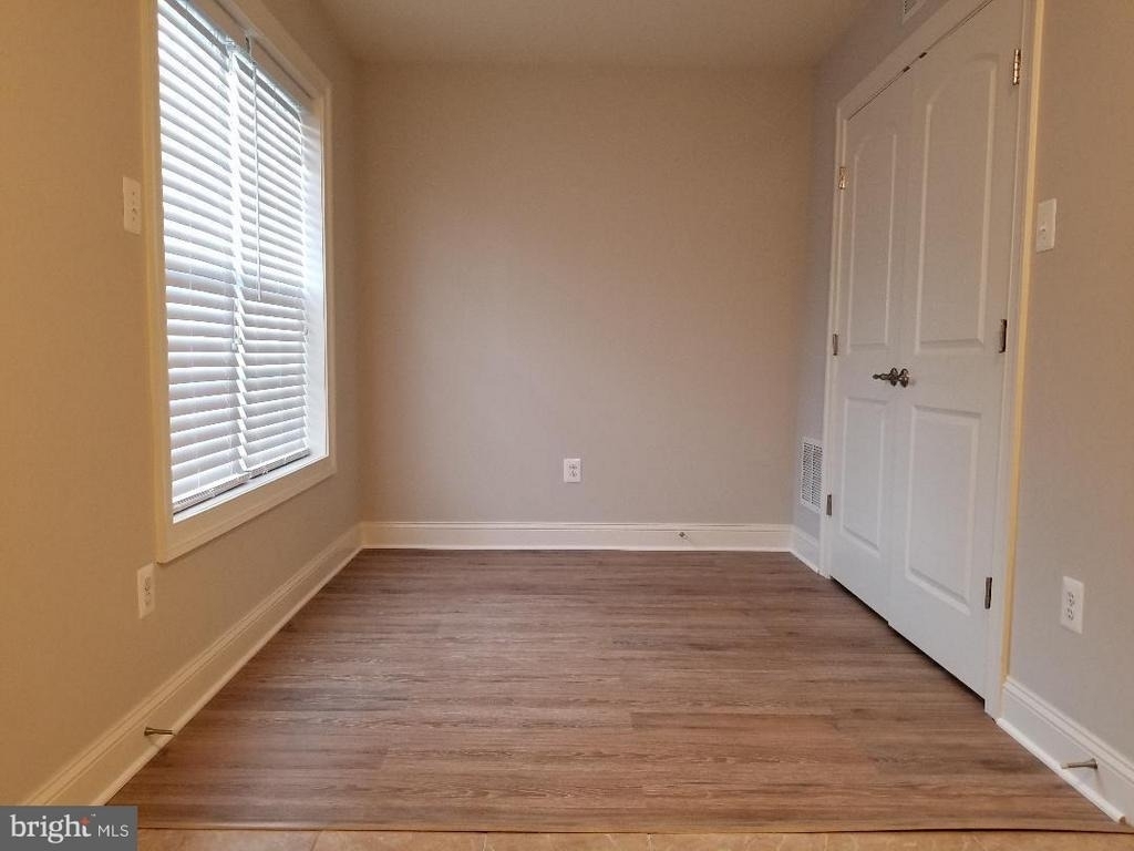 643 Pullman Place - Photo 2