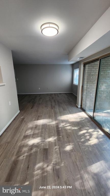 5109 Crossfield Court - Photo 4