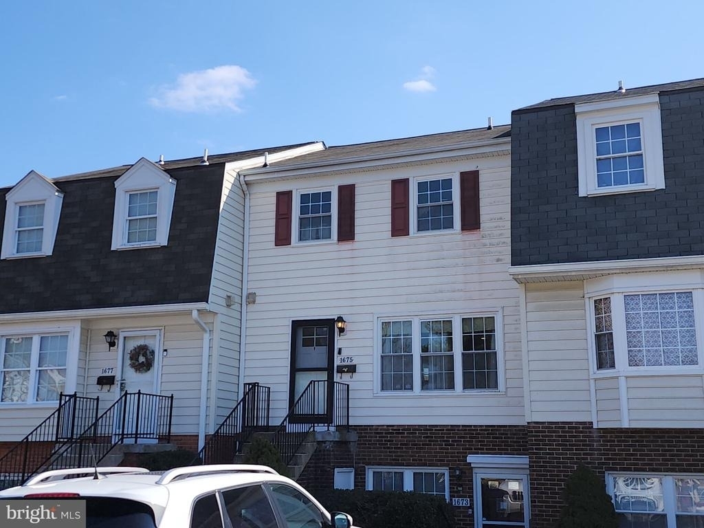 1675 Ridgely Court - Photo 1