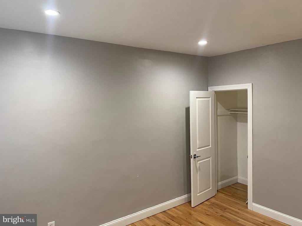 1122 Penn Street Ne - Photo 8
