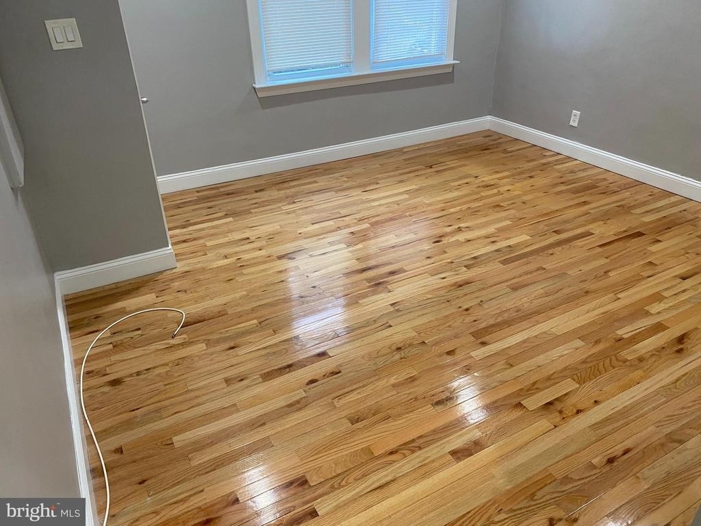 1122 Penn Street Ne - Photo 7