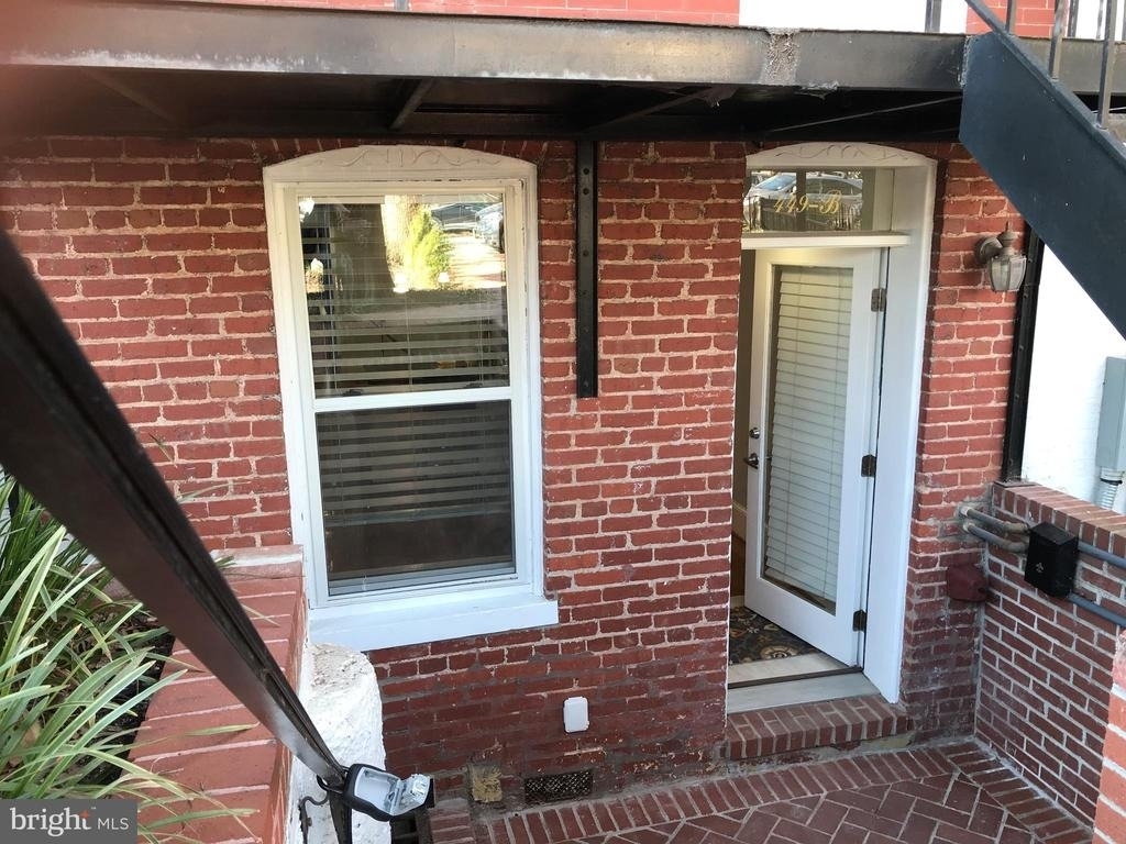 449 New Jersey Avenue Se - Photo 8