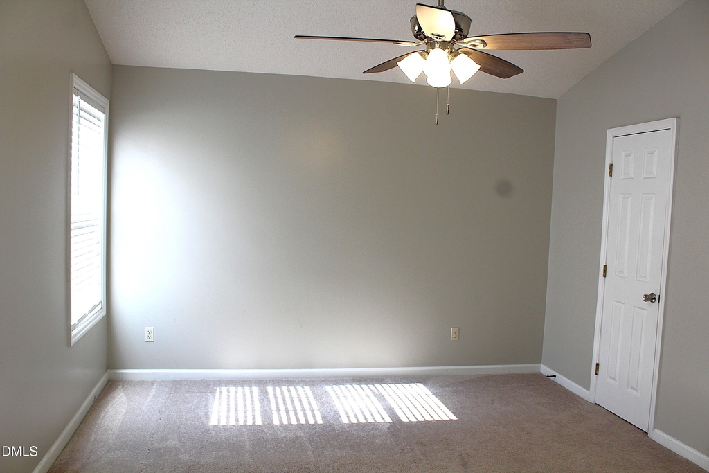 4305 Standing Rock Way - Photo 8