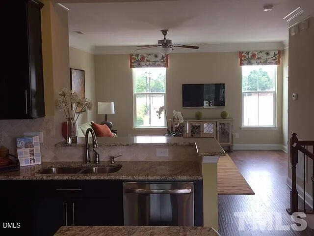 438 Berry Chase Way - Photo 7