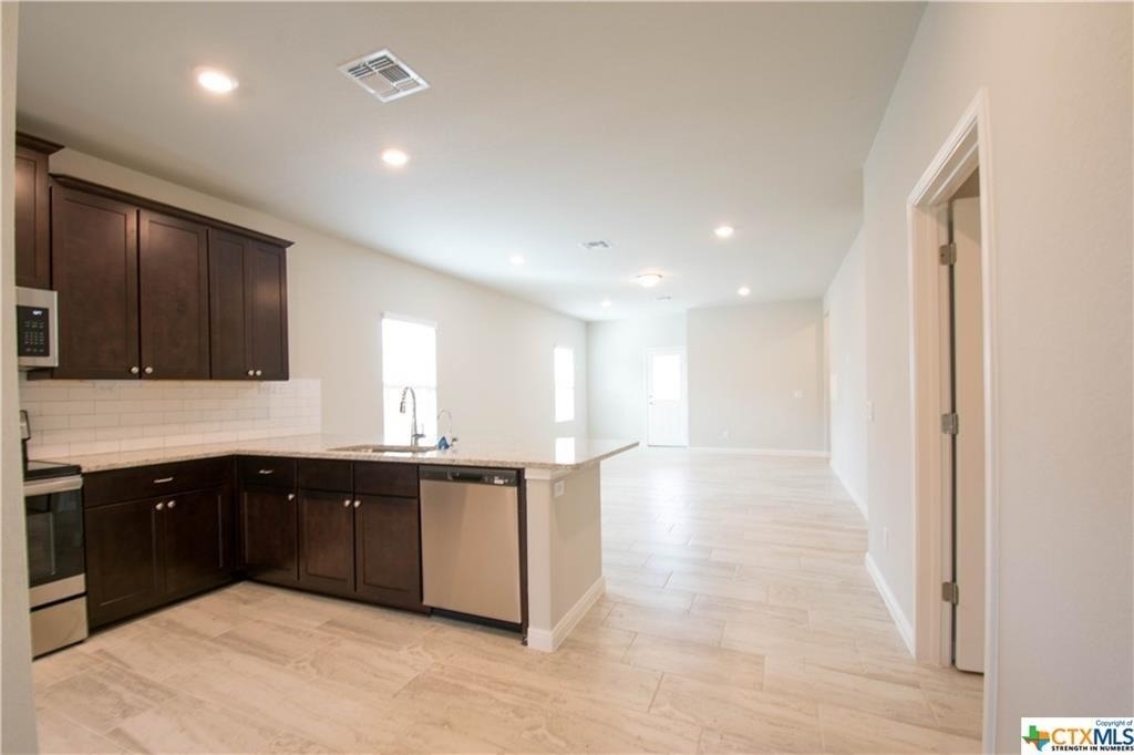 2819 Wheatfield Way - Photo 6