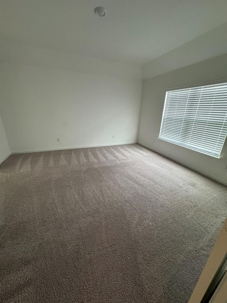 1187 Amy Dr - Photo 20