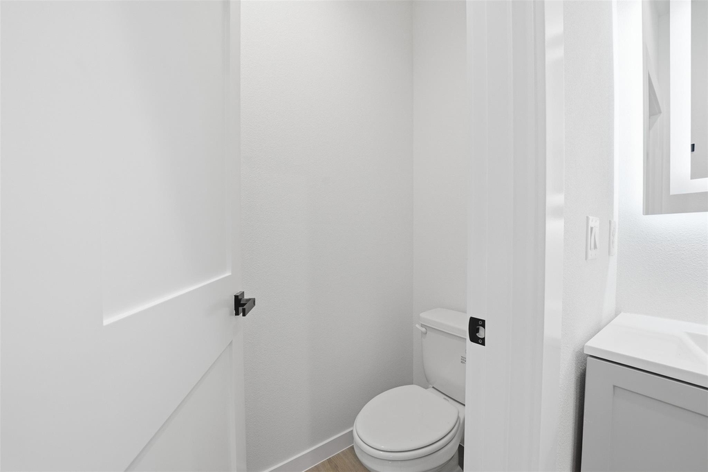 2212 Yellow Jacket Ln - Photo 30