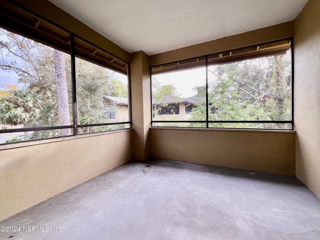 10150 Belle Rive Boulevard - Photo 22