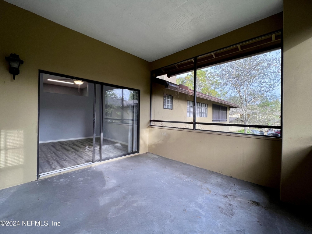 10150 Belle Rive Boulevard - Photo 25