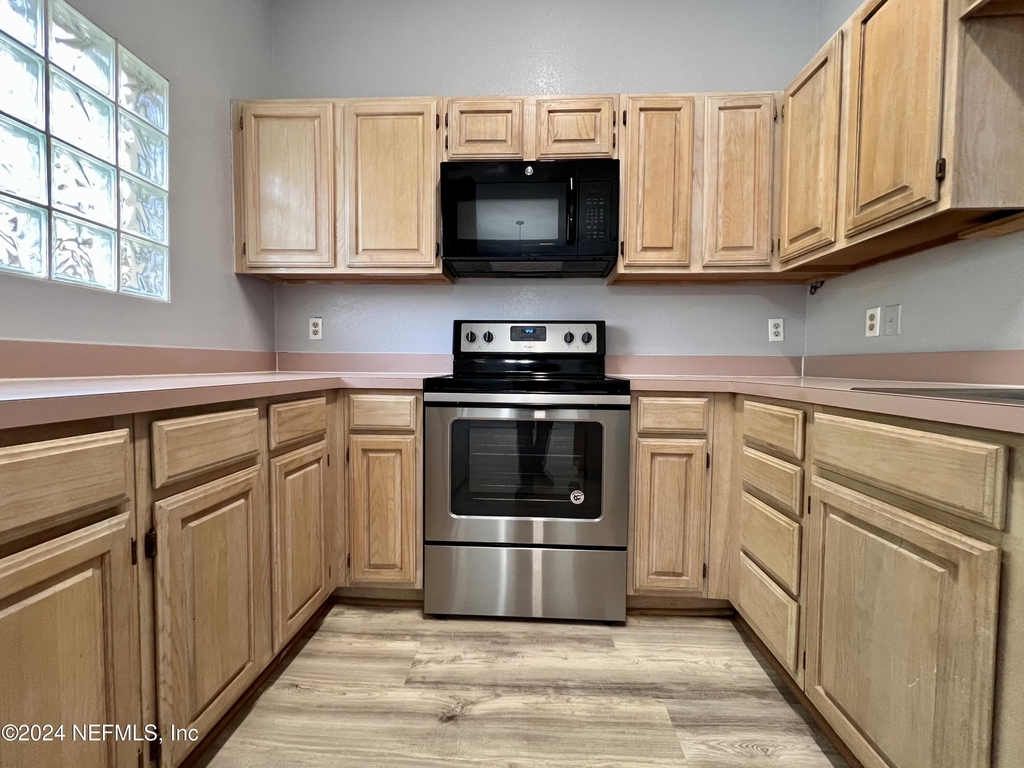 10150 Belle Rive Boulevard - Photo 9