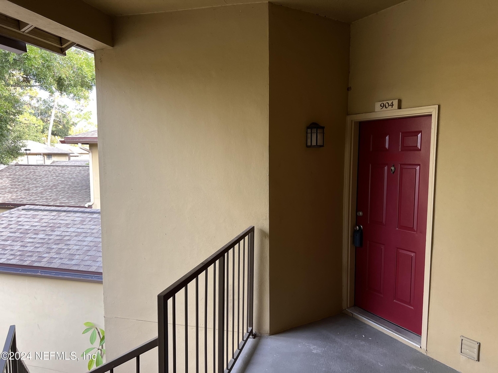 10150 Belle Rive Boulevard - Photo 27