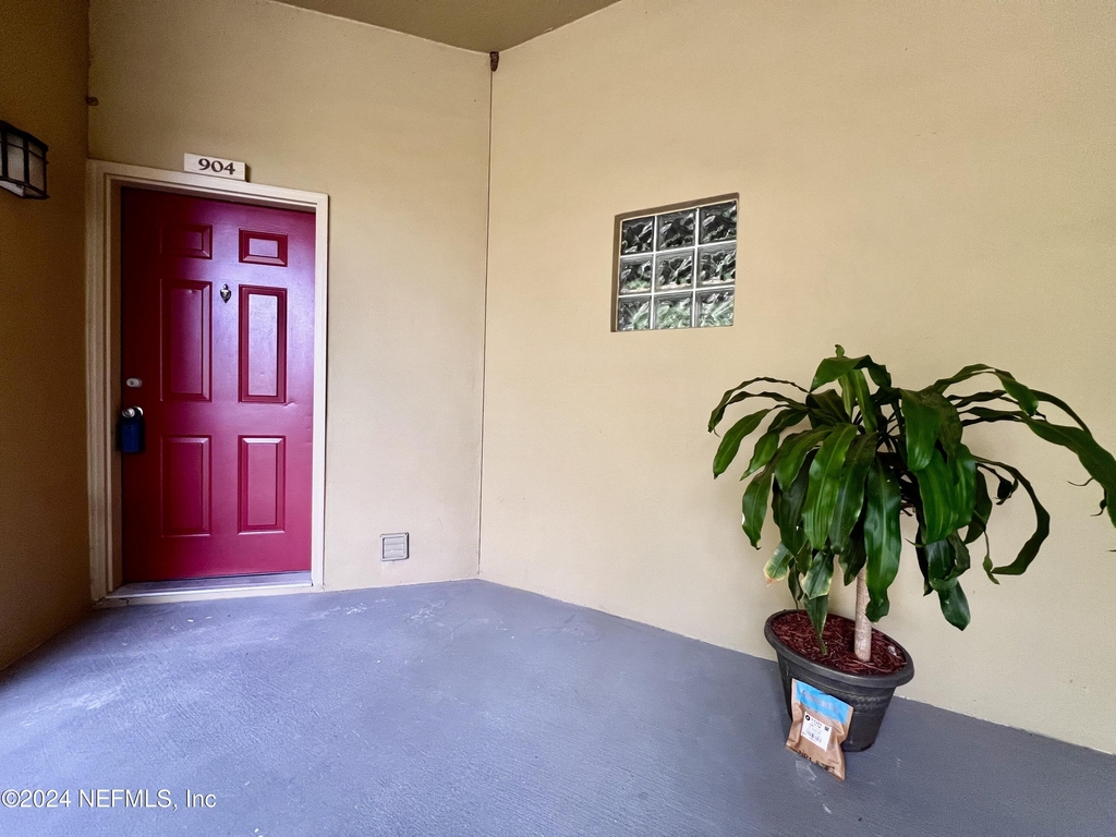 10150 Belle Rive Boulevard - Photo 28