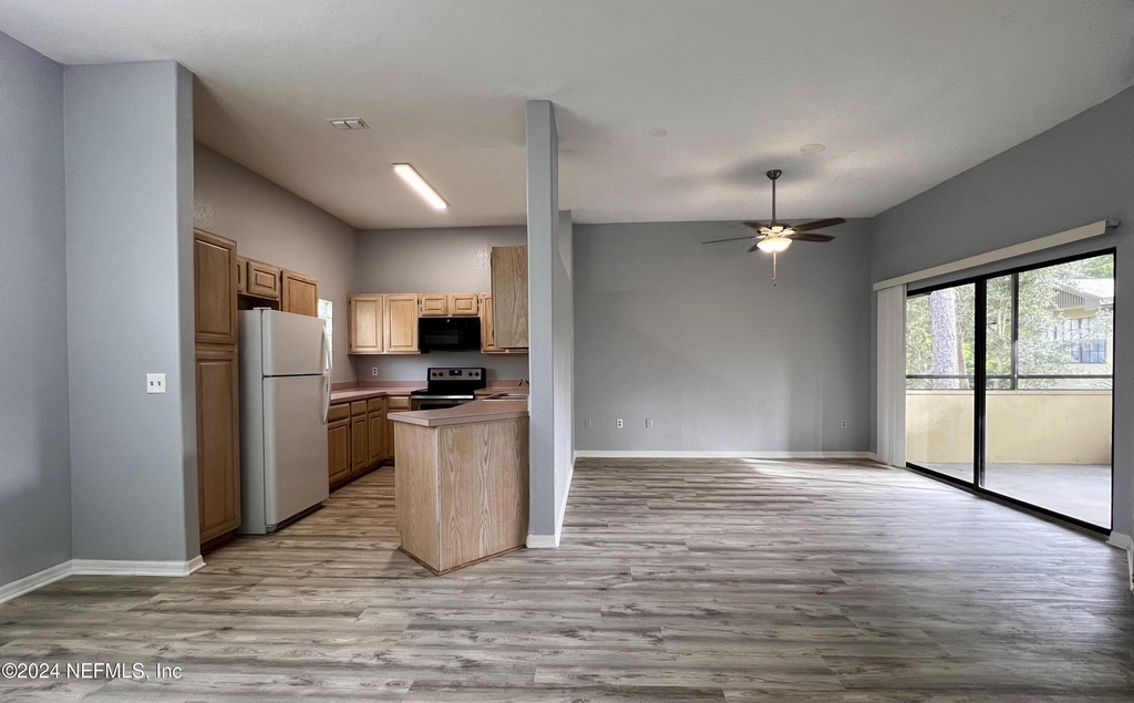 10150 Belle Rive Boulevard - Photo 4