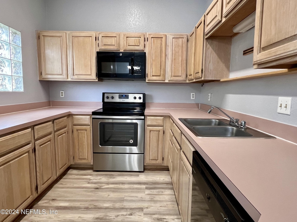 10150 Belle Rive Boulevard - Photo 7