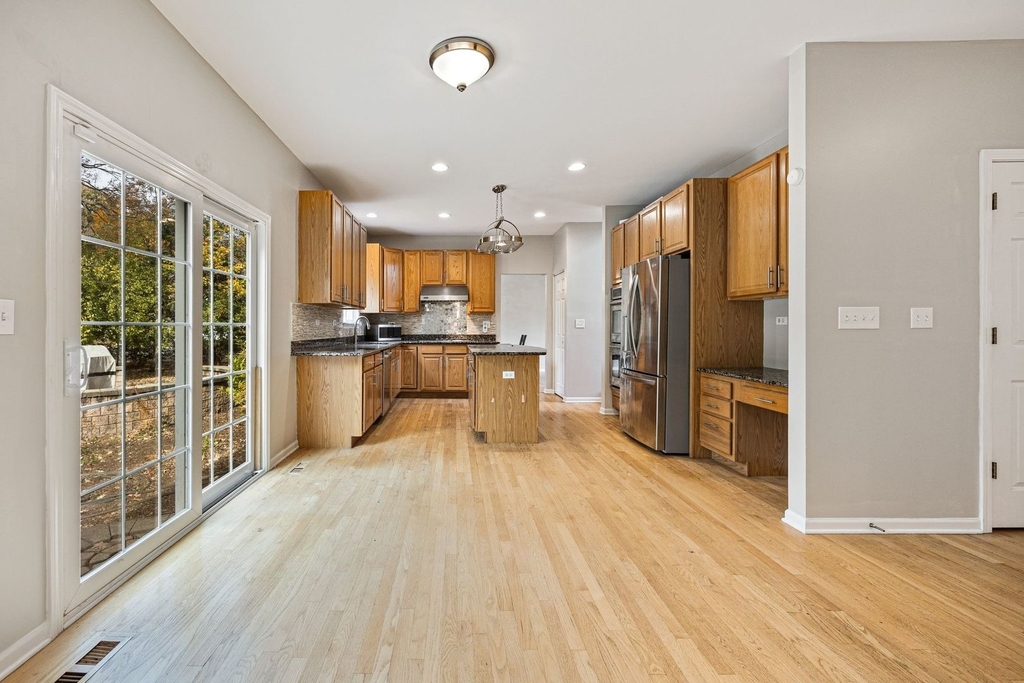 722 Aster Drive - Photo 12