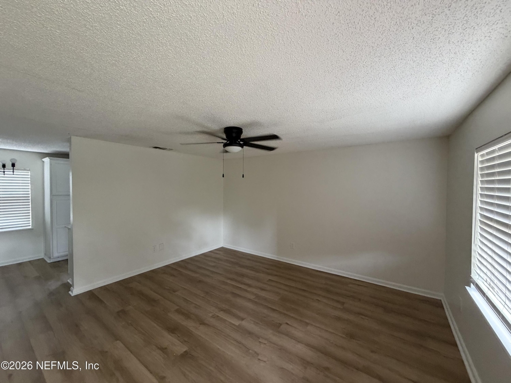 7539 Walden Road - Photo 17