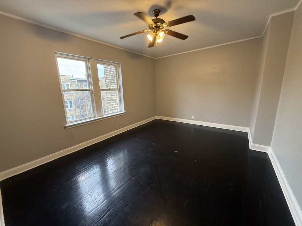 7344 N Damen Avenue - Photo 10