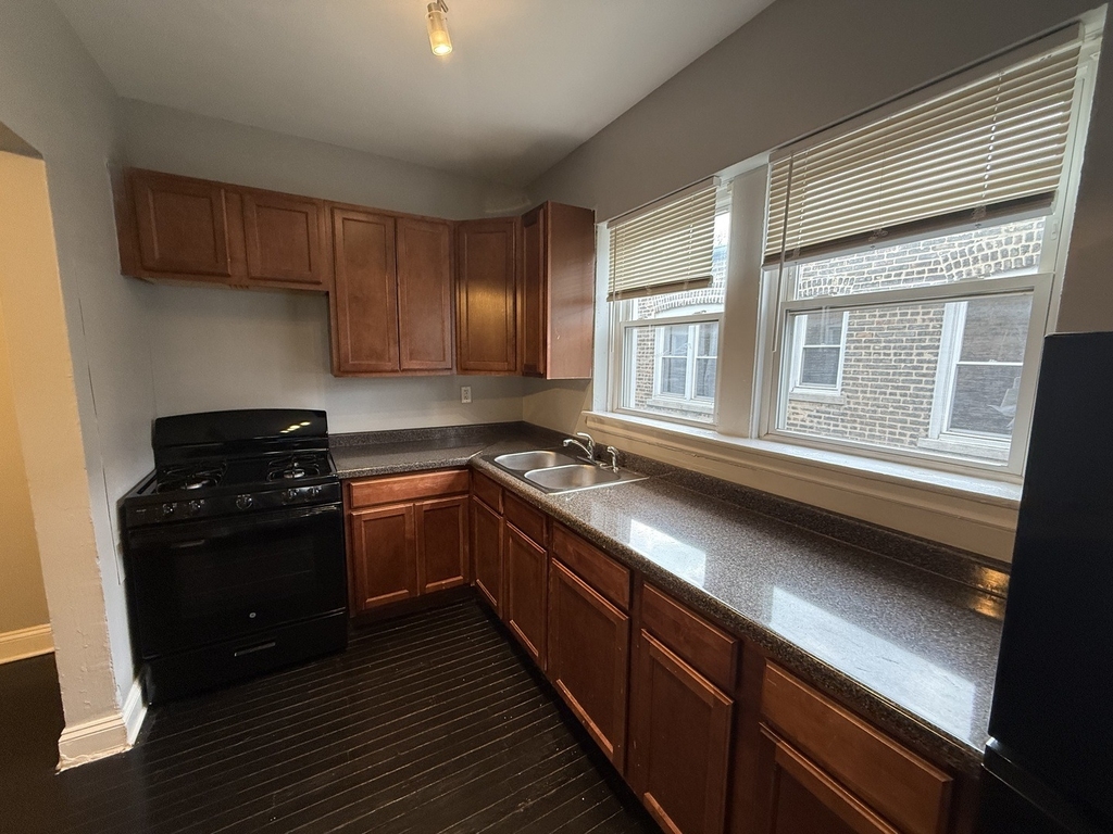 7344 N Damen Avenue - Photo 6
