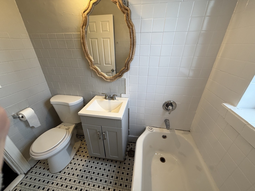 7344 N Damen Avenue - Photo 13