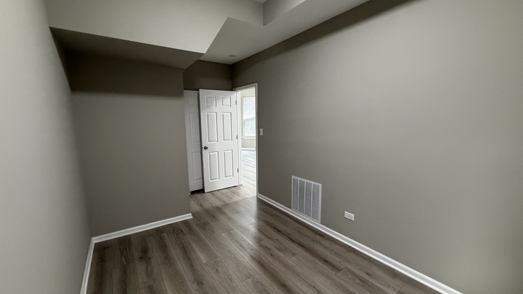 5344 S Aberdeen Street - Photo 5
