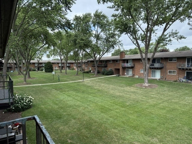 1900 W Knightsbridge Drive - Photo 5