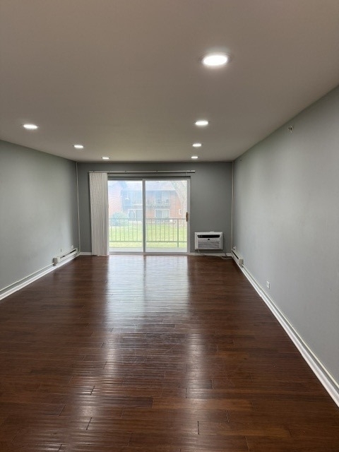 1900 W Knightsbridge Drive - Photo 1