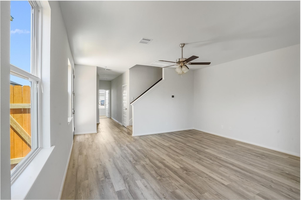 27935 Western Creek Court - Photo 3