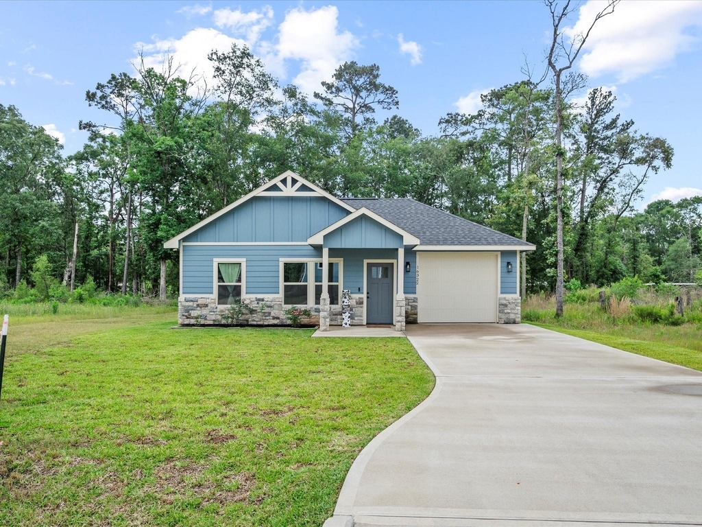 16322 Crockett Martin Estates Drive - Photo 0