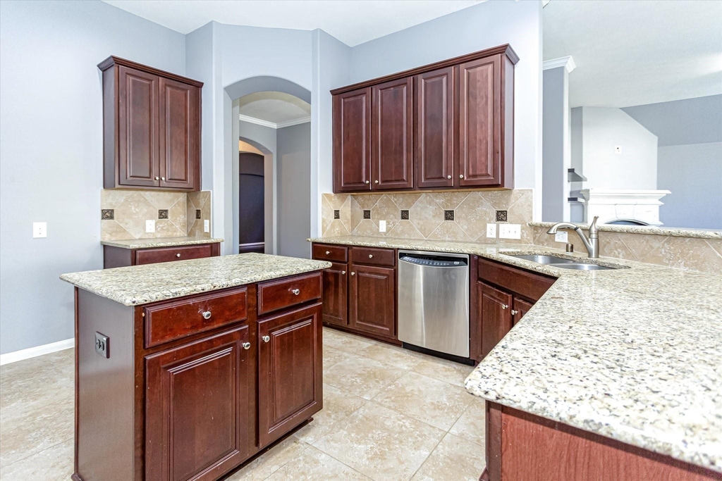 14322 Baron Creek Lane - Photo 9
