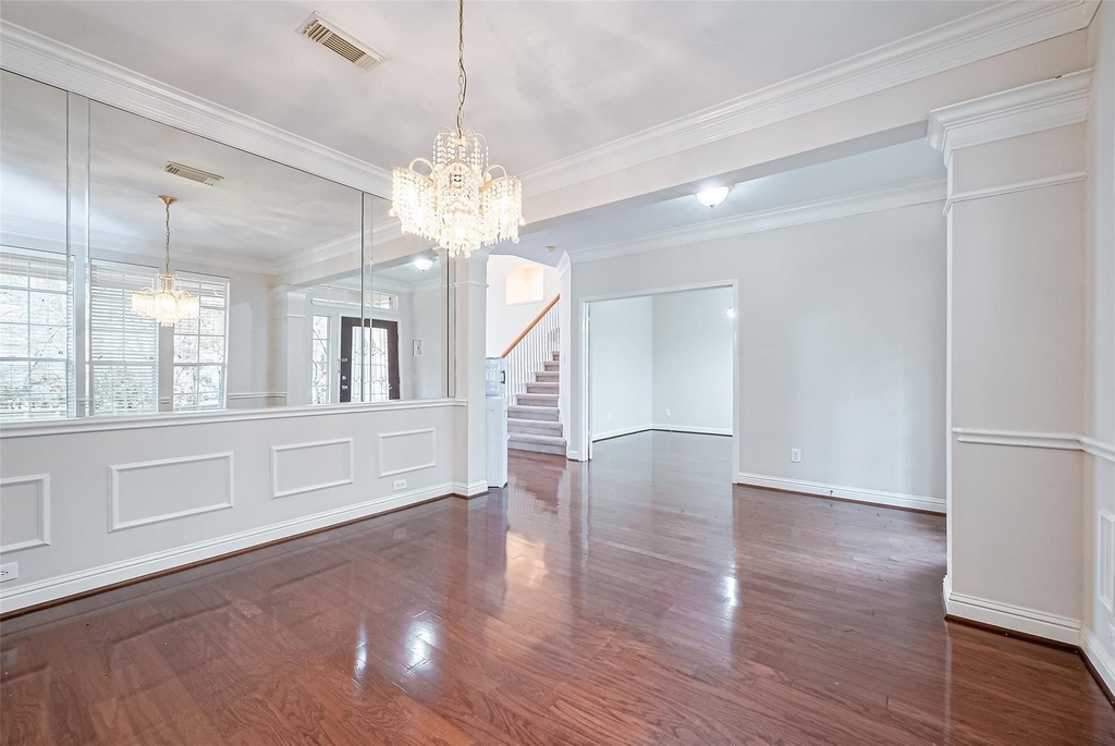 5547 Cranston Court - Photo 6