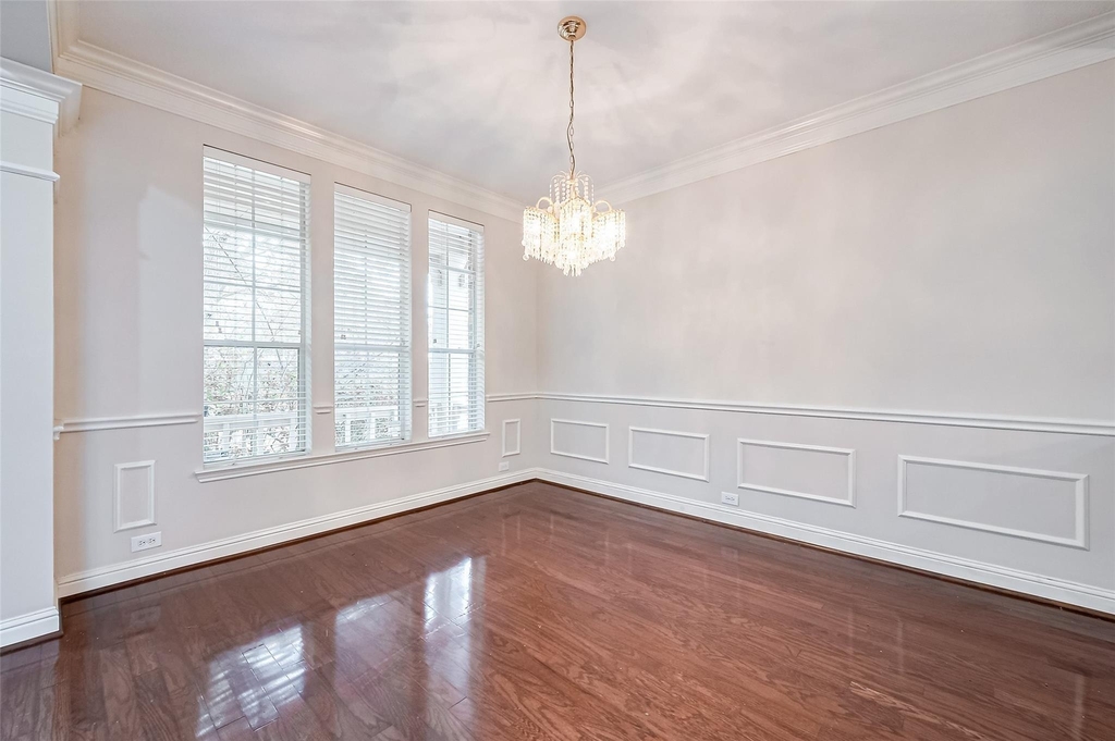 5547 Cranston Court - Photo 7