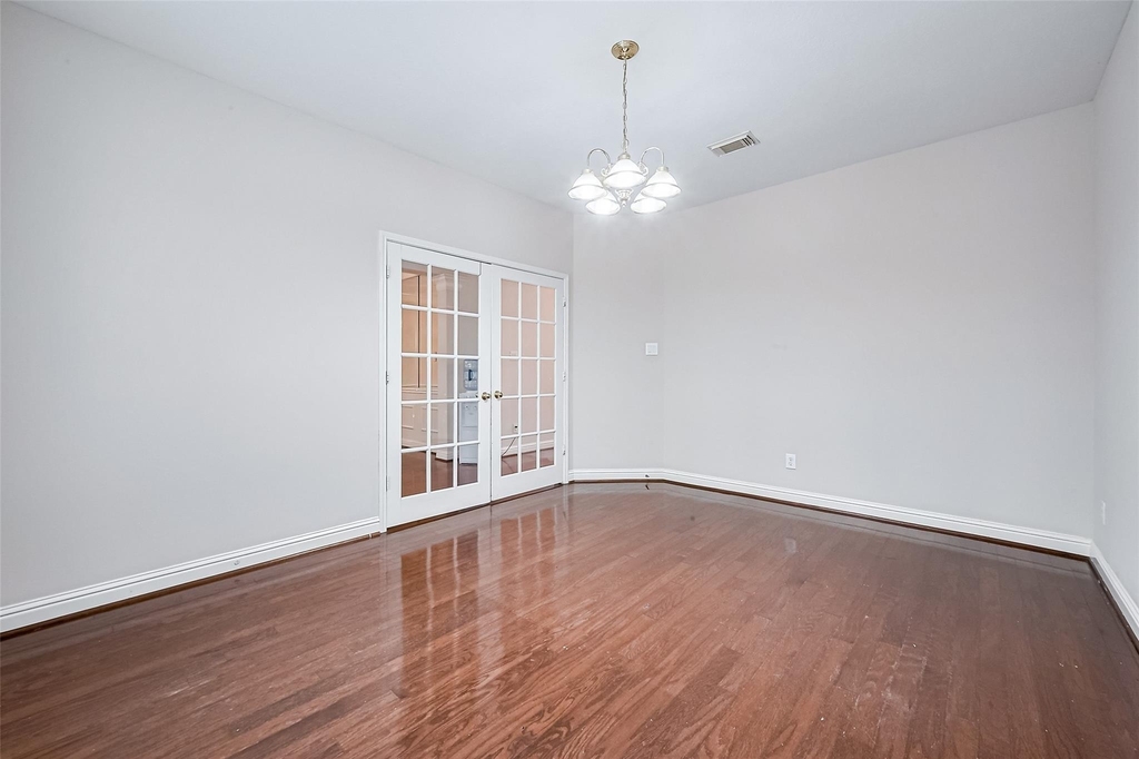 5547 Cranston Court - Photo 9