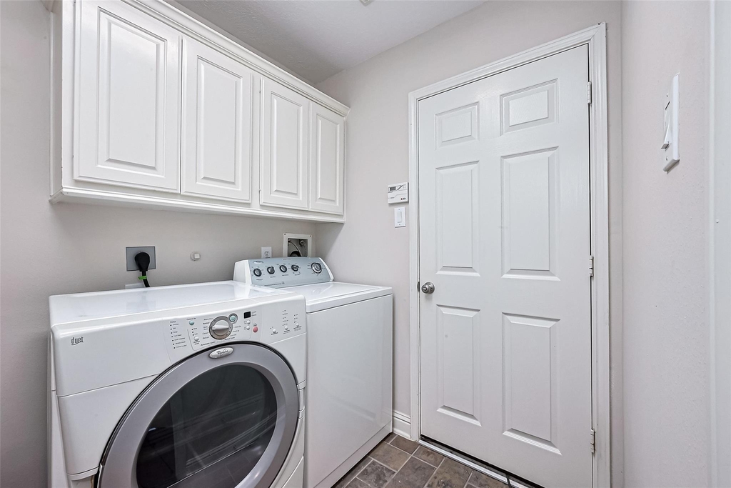 5547 Cranston Court - Photo 19