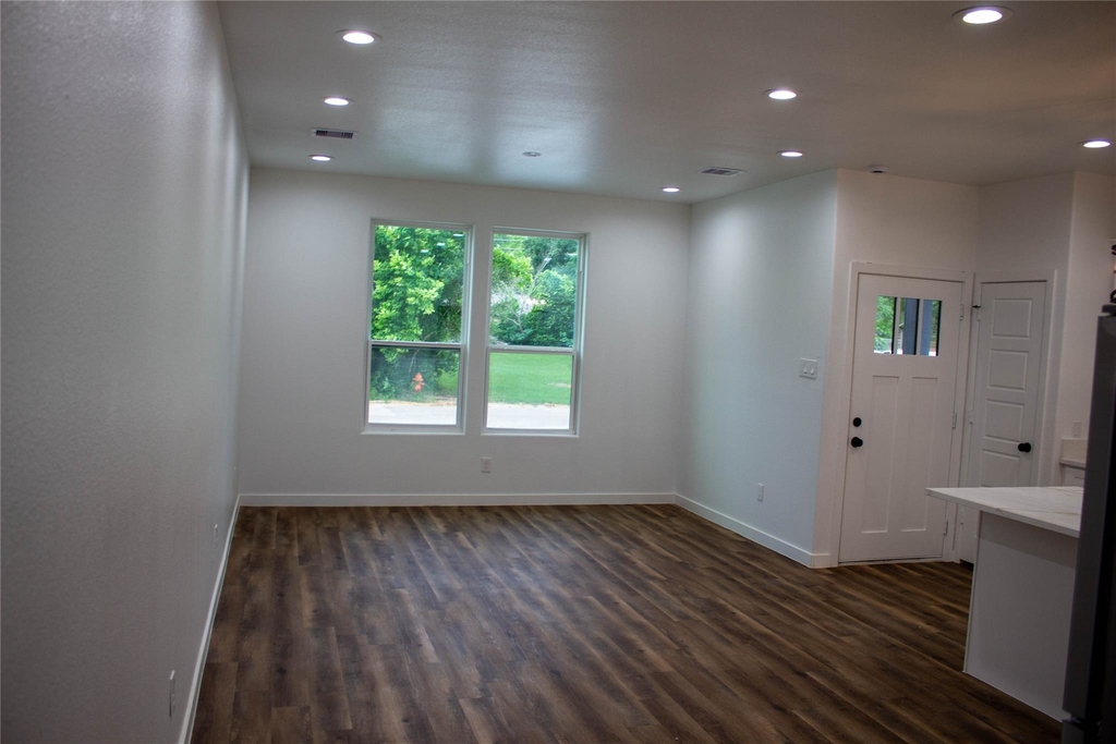 106 Runnels Street - Photo 8