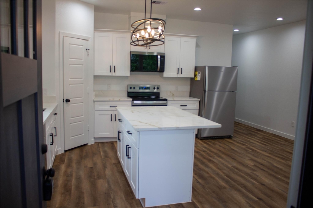 106 Runnels Street - Photo 1