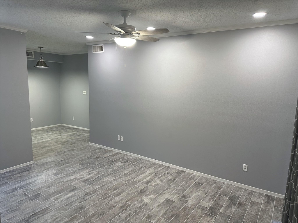 7037 N Holiday Drive - Photo 1