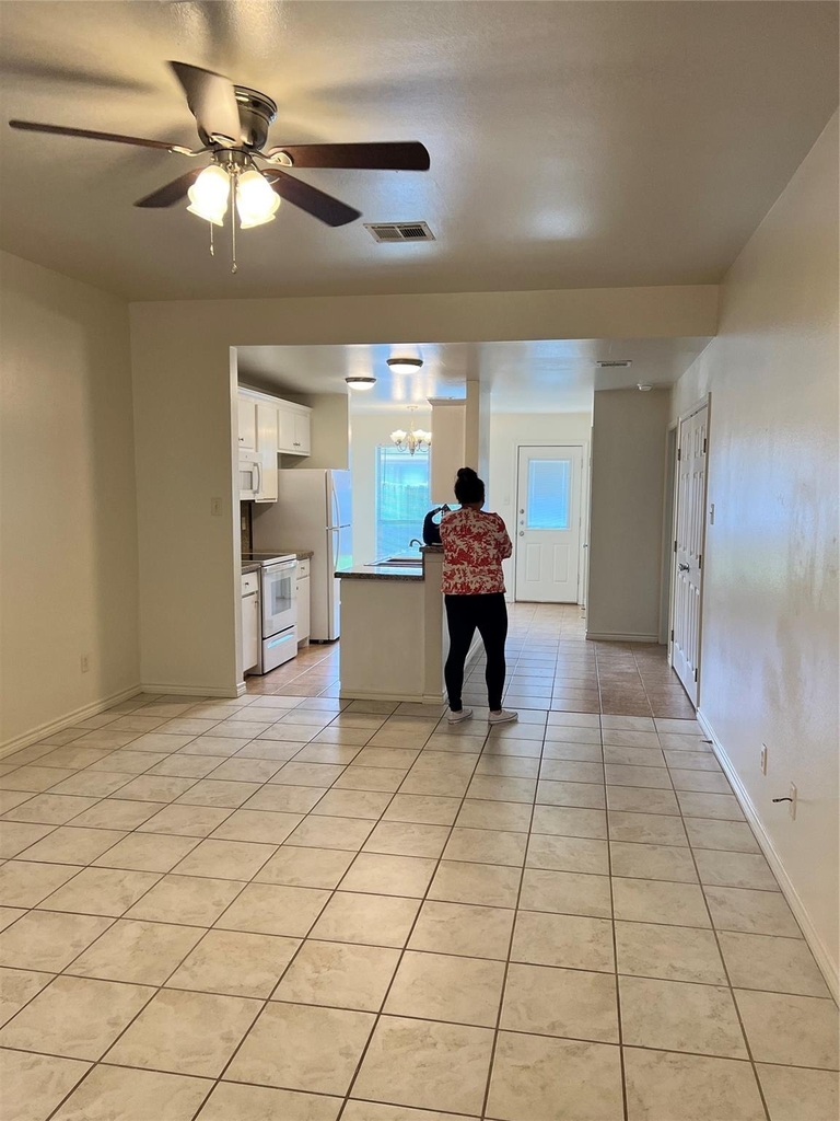 717 N Marshall Lane - Photo 1