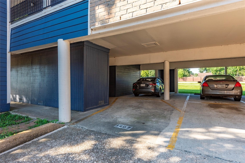 18519 Egret Bay Boulevard - Photo 2