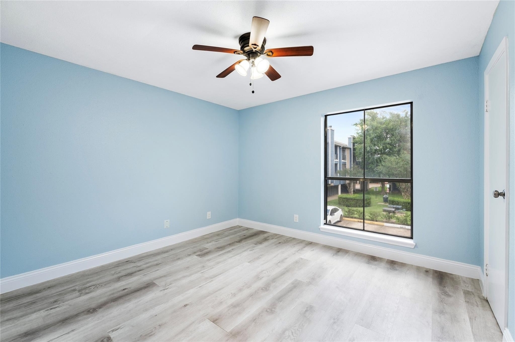 18519 Egret Bay Boulevard - Photo 23