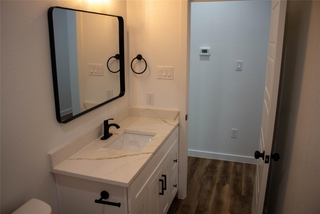 106 Runnels Street - Photo 12