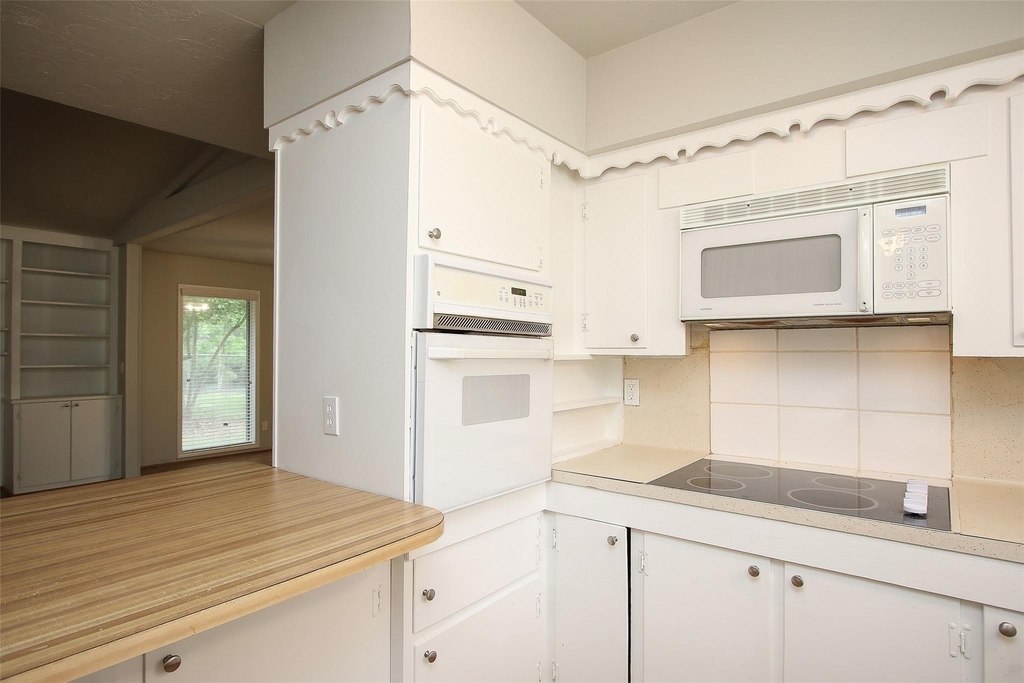30115 Misty Meadow Drive - Photo 14