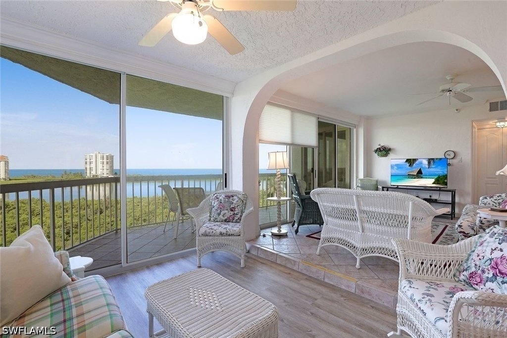 5501 Heron Point Drive - Photo 2