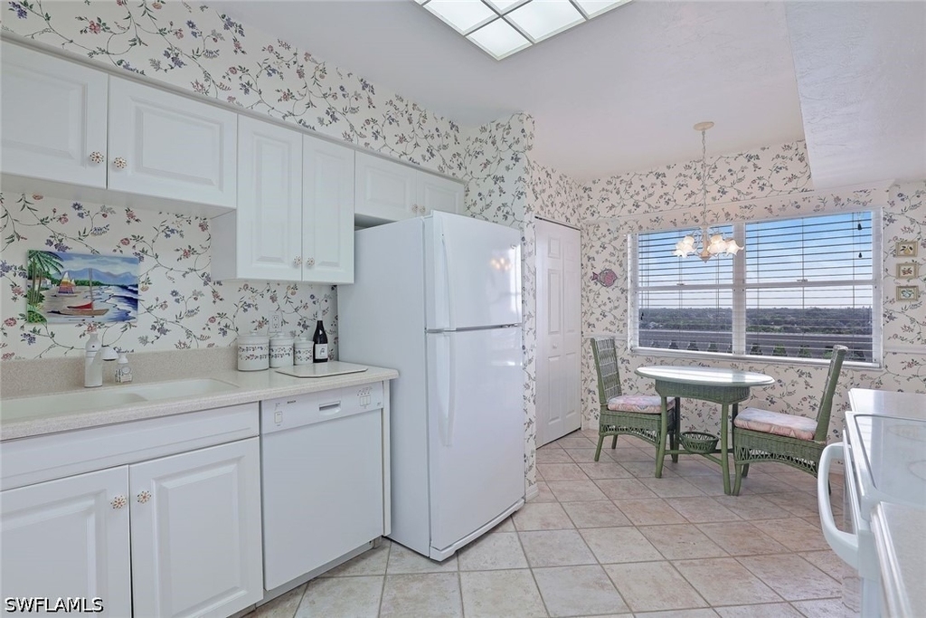 5501 Heron Point Drive - Photo 8
