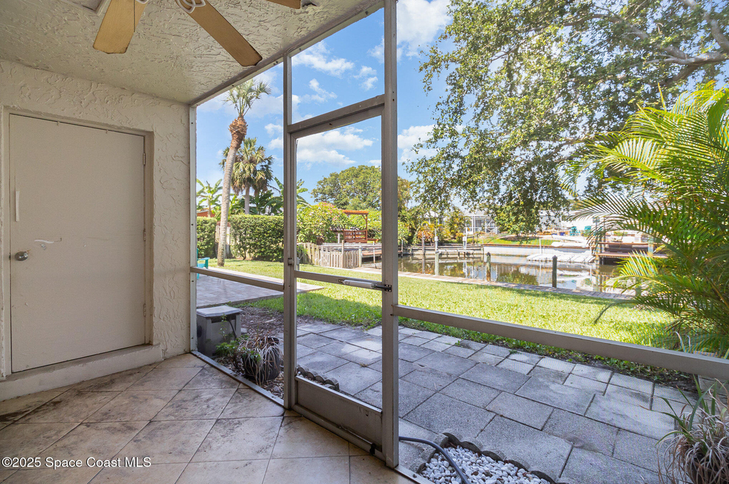 446 Blue Jay Lane - Photo 18