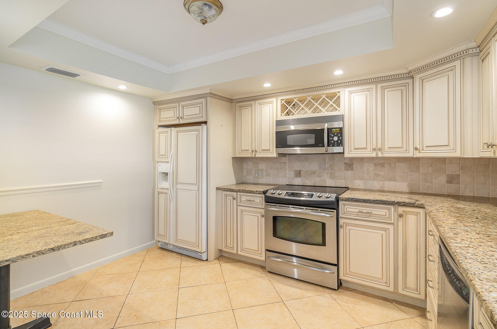 446 Blue Jay Lane - Photo 5