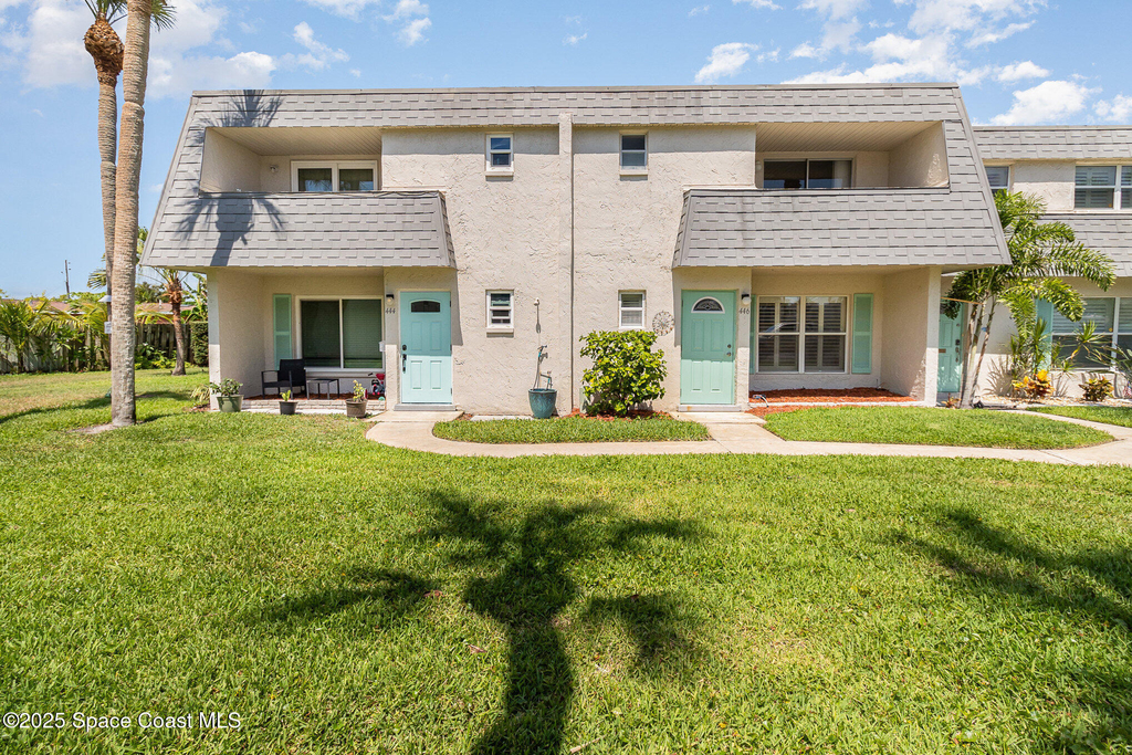 446 Blue Jay Lane - Photo 0