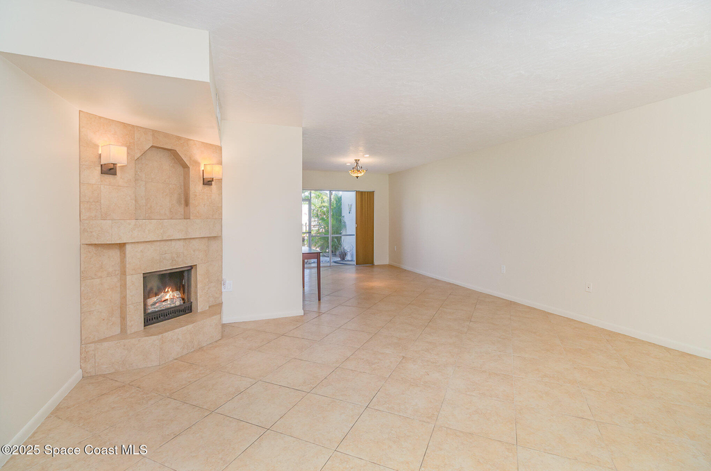 446 Blue Jay Lane - Photo 3